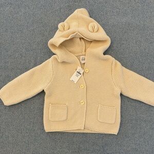 NWT Baby Gap Bear Sweater